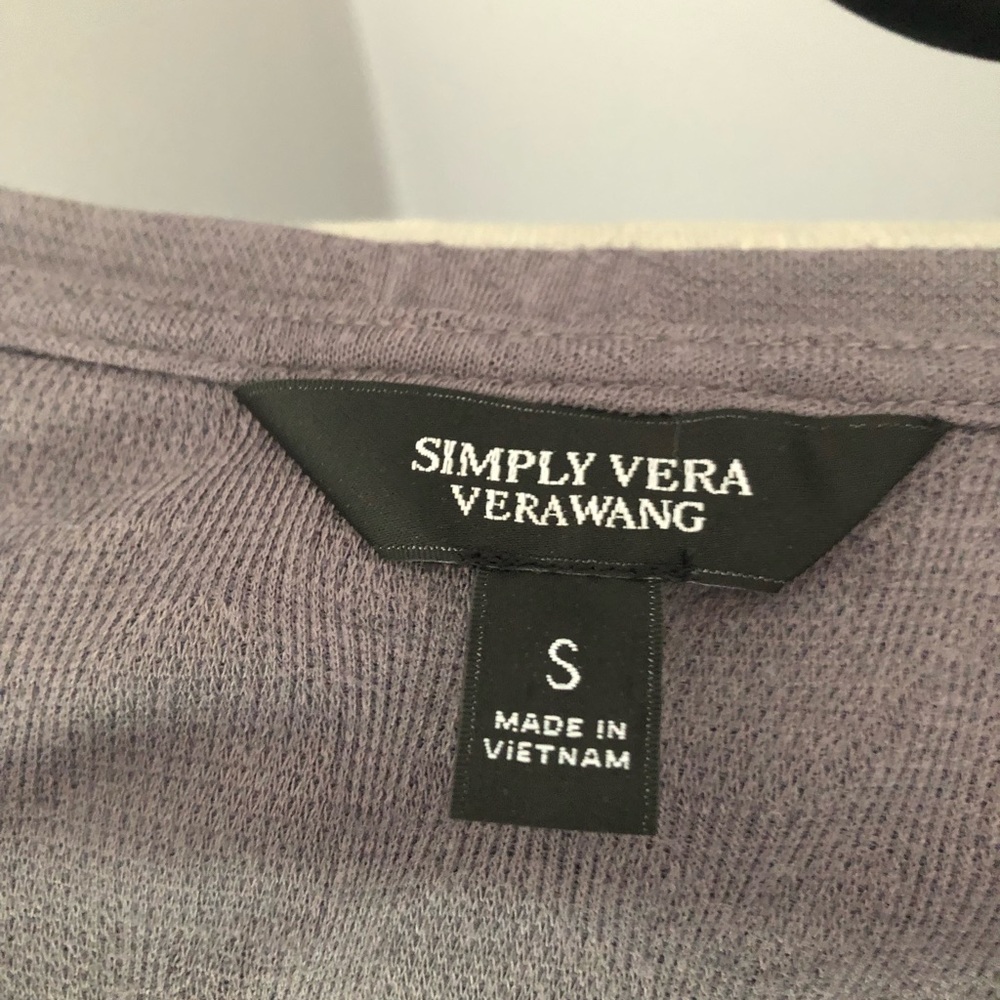 Too - Picture 2 of 2